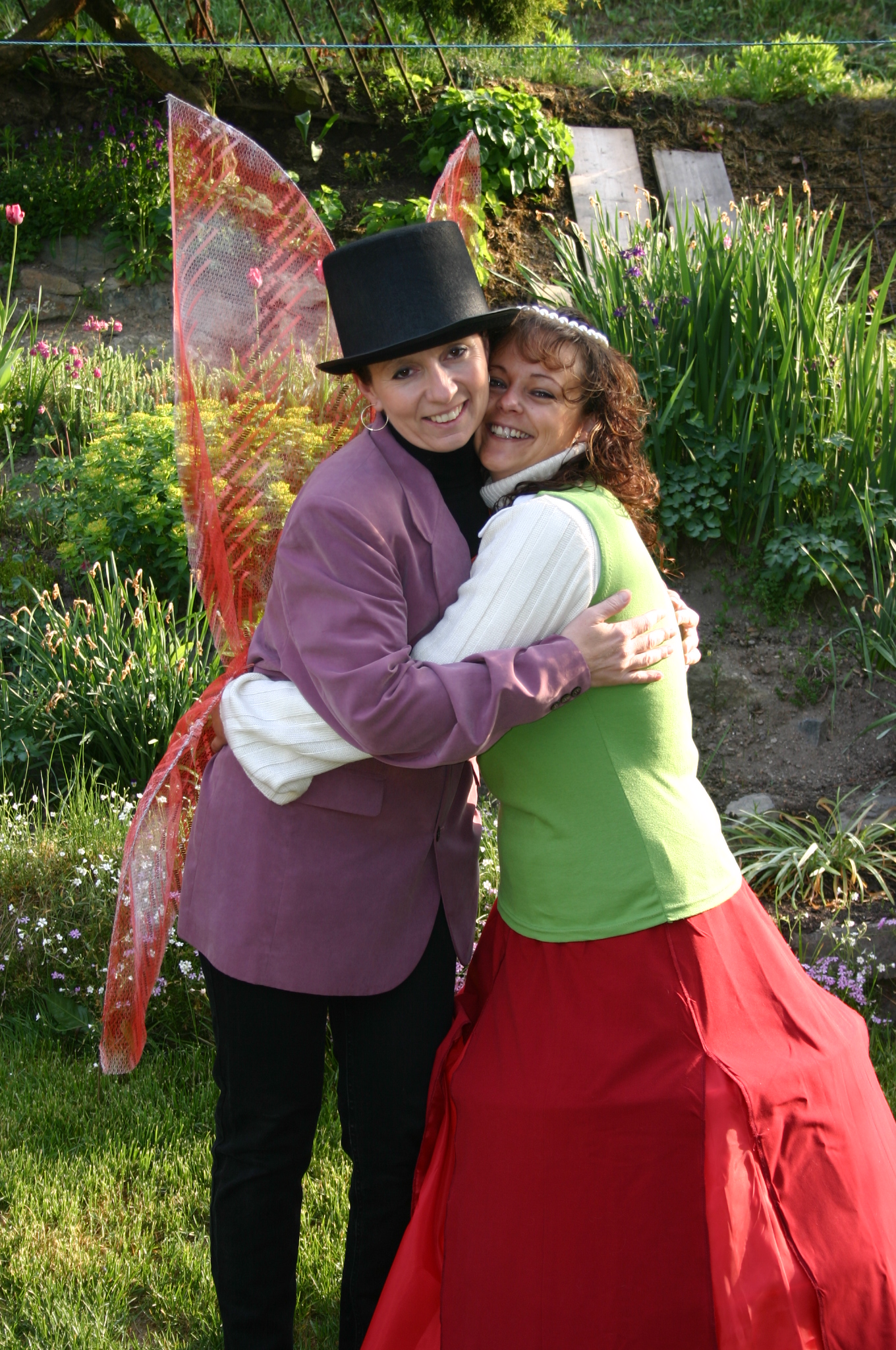 Maková panenka a motýl Emanuel